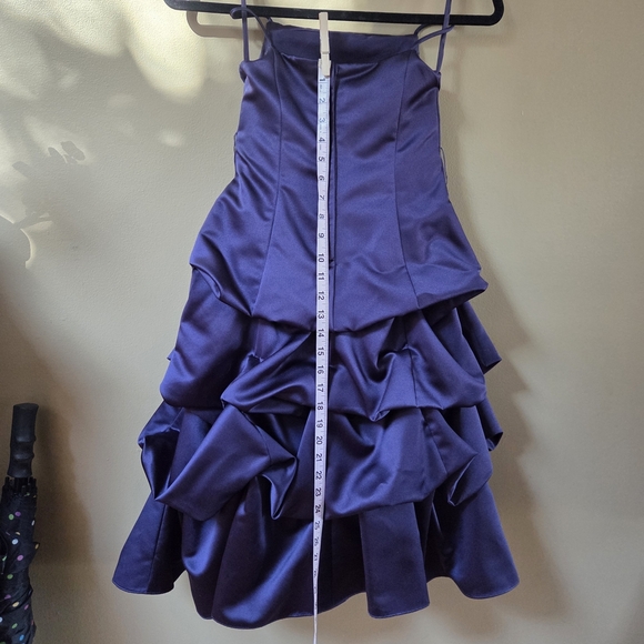 David's Bridal Satin Purple Size 5 Childrens Dress - Picture 3 of 7